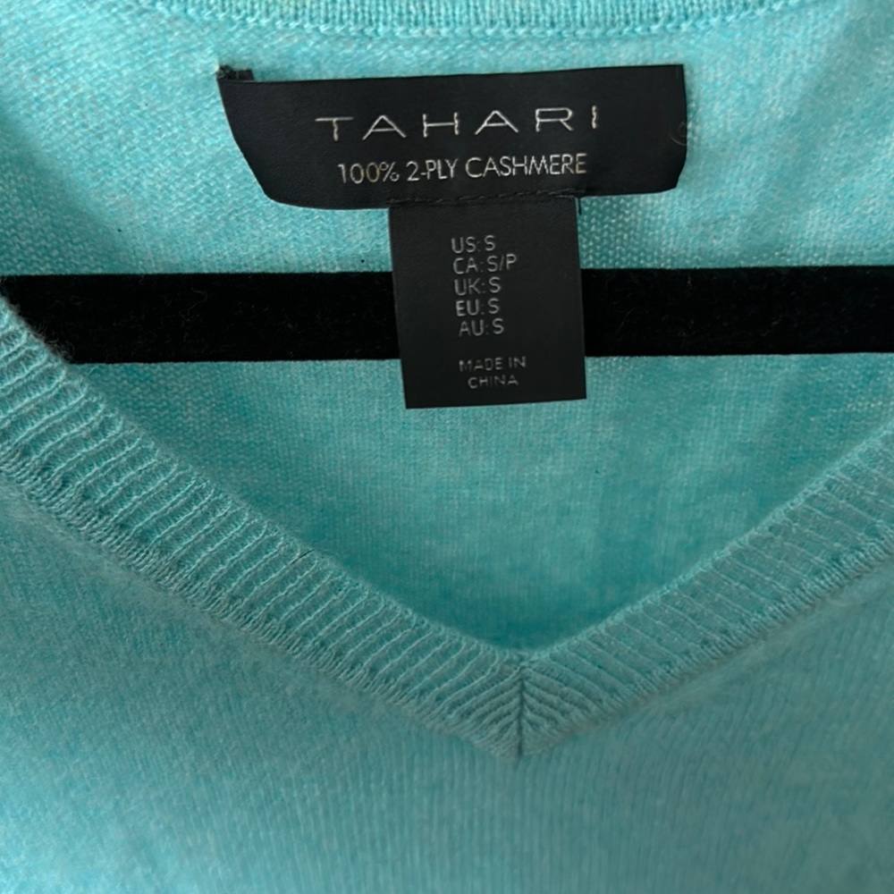 Tahari 100% 2 Ply Cashmere - Classic Fit - Small - Blue - Picture 3 of 4